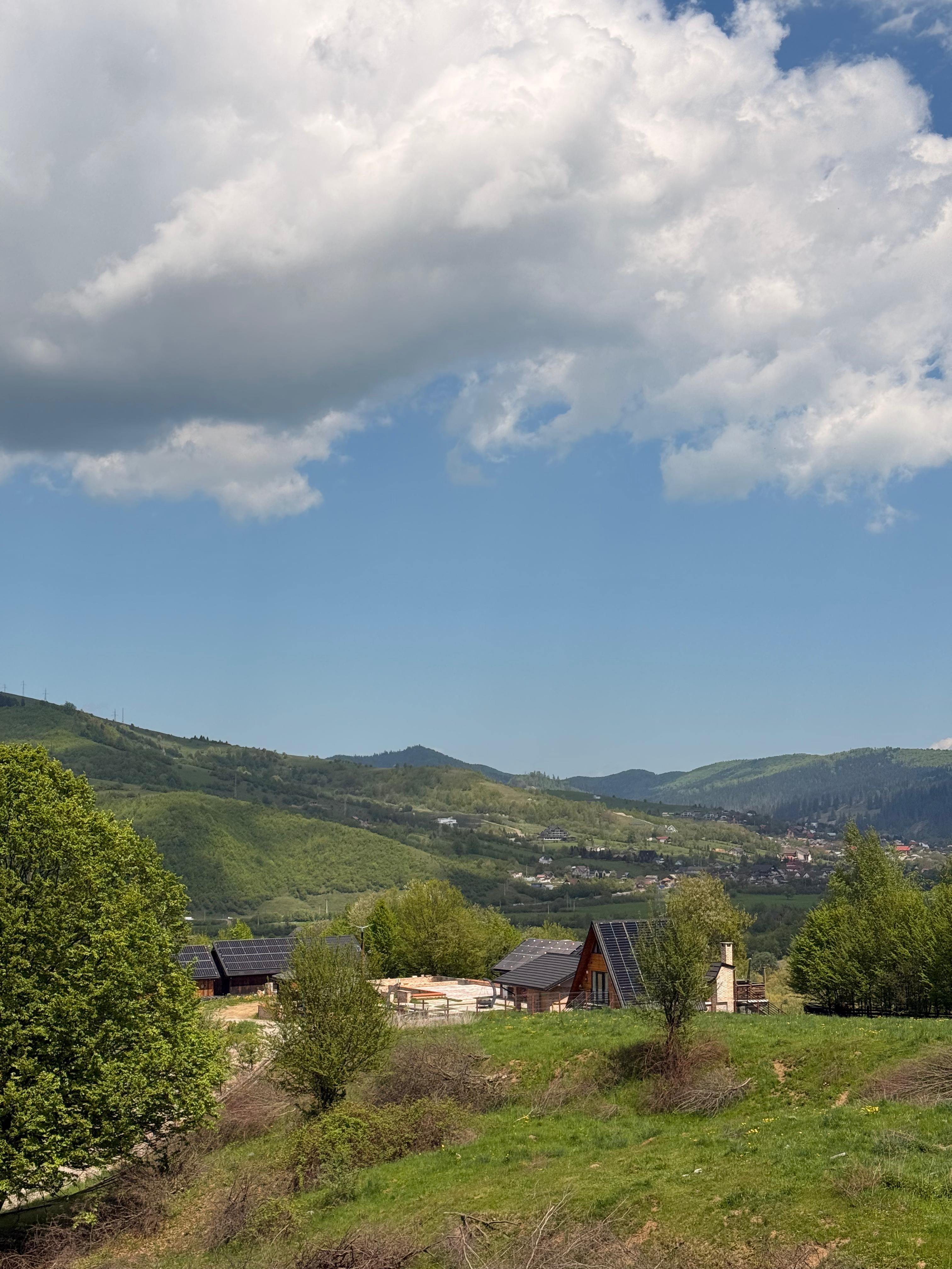 Cabane în vale